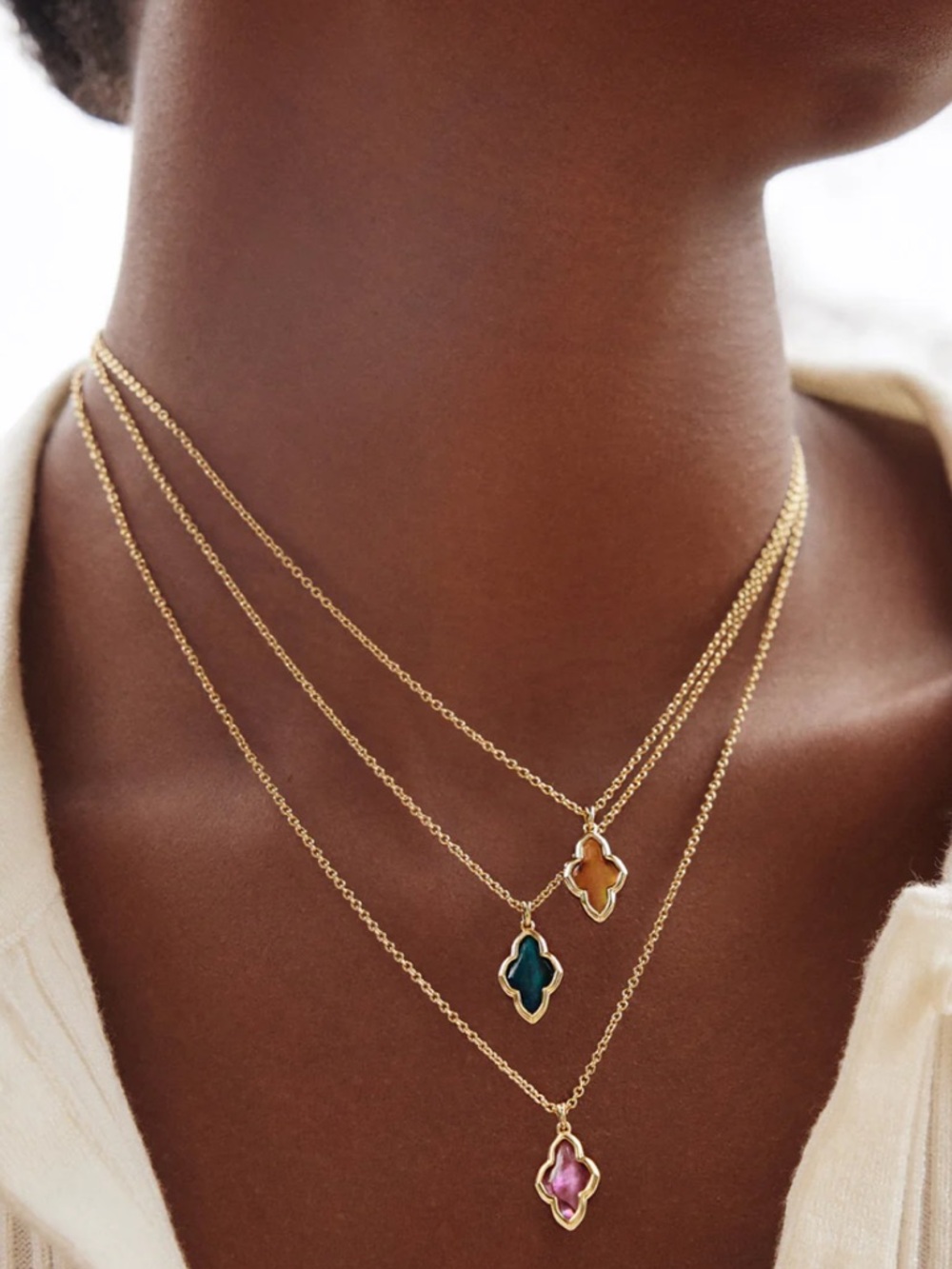NEW Kendra Scott Framed Abbie Short Pendant Teal Tiger’s Eye - Picture 2 of 5